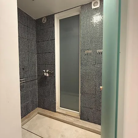 Sebastian Two Lisboa