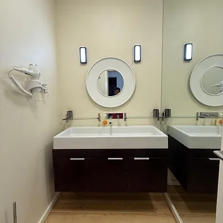 Sebastian Two Apartmán