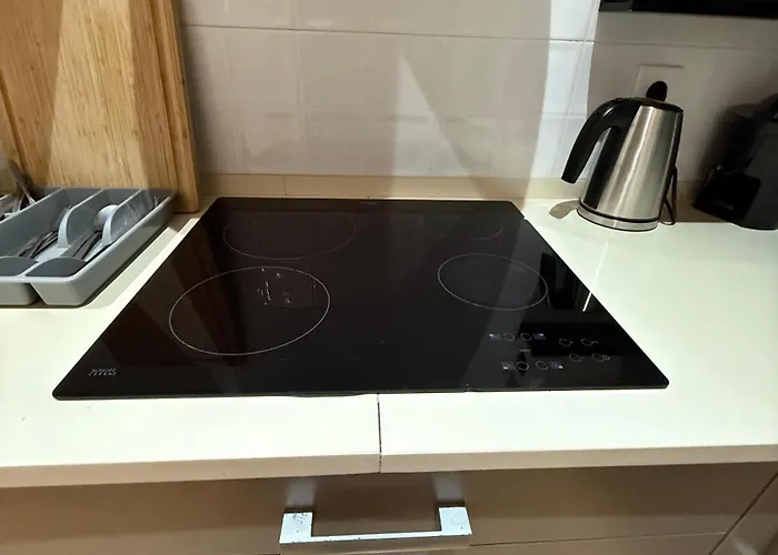 Sebastian Two Апартаменти *